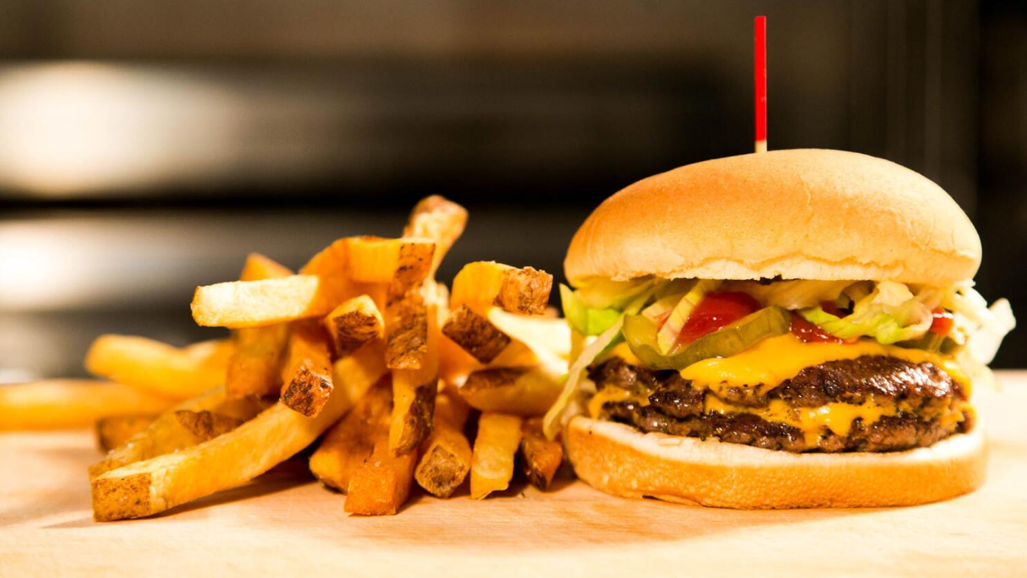 HiHo Cheeseburger with pastrami and grilled onions